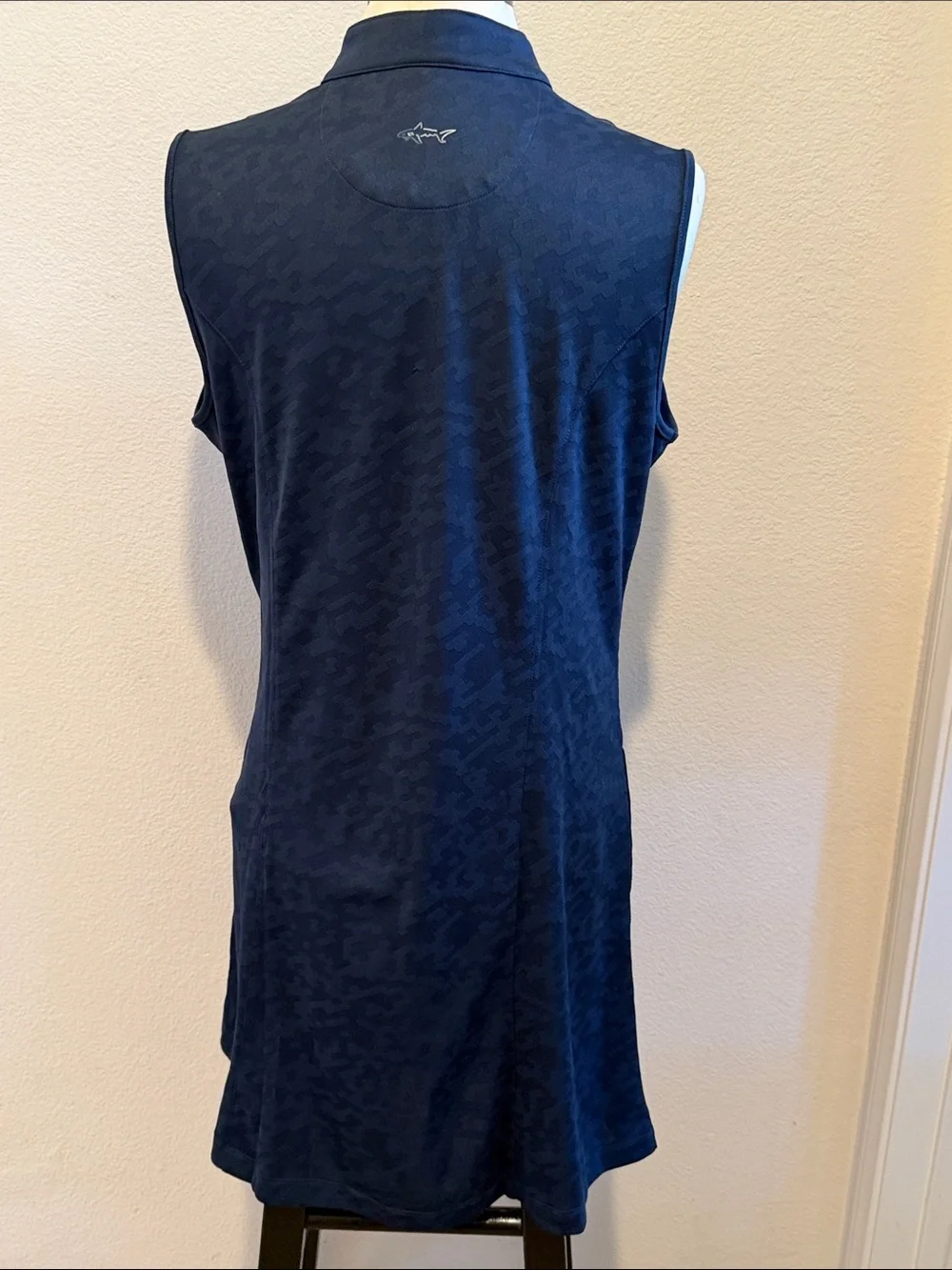 NWT Greg Norman Collection Navy Sleeveless Zip-Front Swim Coverup